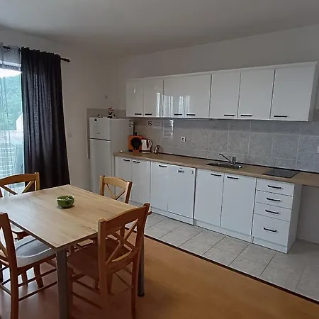 Apartment Miro- 5 Km From Opatija Matulji
